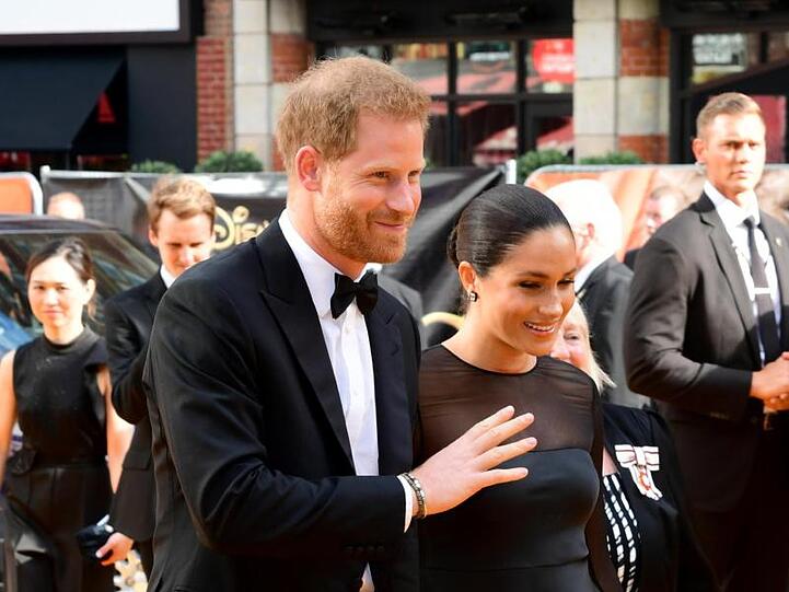 Prinz Harry mit seiner Frau Meghan bei der Europa-Premiere von "König der Löwen" in London.