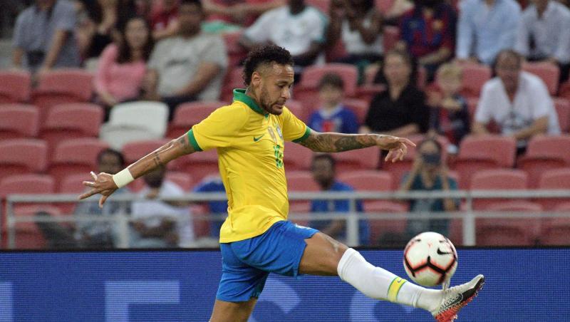 Spielte zum 100. Mal für die brasilianische Nationalmannschaft: Neymar. Spielte zum 100. Mal für die brasilianische Nationalmannschaft: Neymar.