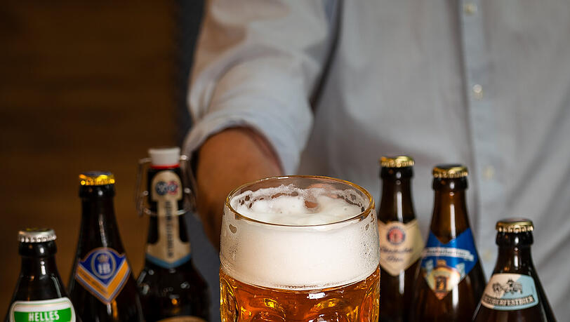 Oans, zwoa, drei, gsuffa! Knuspr bringt die original Münchner Oktoberfestbiere an den heimischen Wiesn-Tisch.