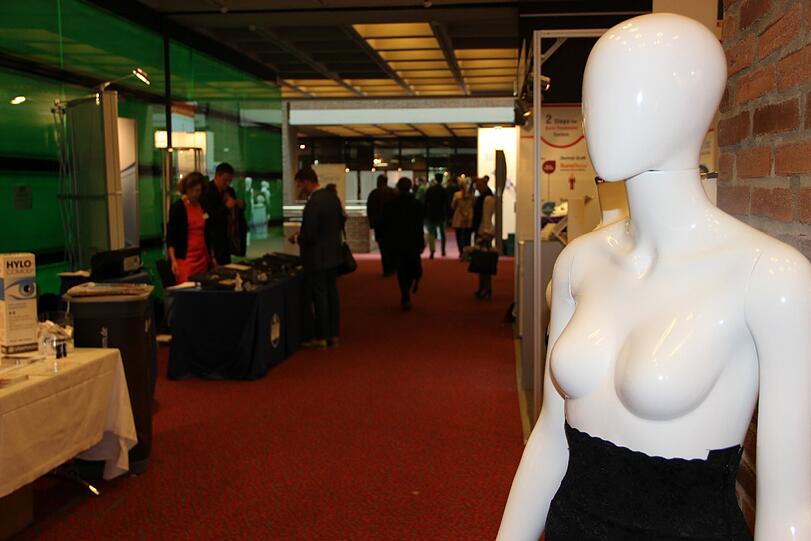 Mehr als nur eine schöne Brust: Kongress der Plastischen Chirurgen im Gasteig.
