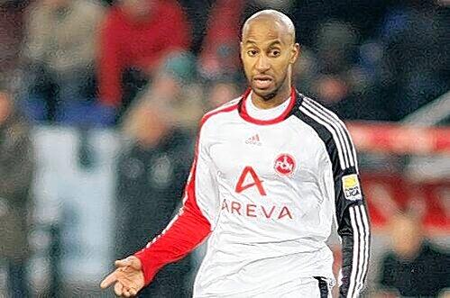 Zweikampfstark, ballsicher, schnell: Aber Trainer Hecking sieht bei ihm noch  Luft nach oben - und Club-Neuzugang Mickael Tavares  gibt seinem  Coach Recht.