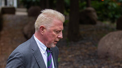 Boris Becker auf dem Weg ins Gericht.