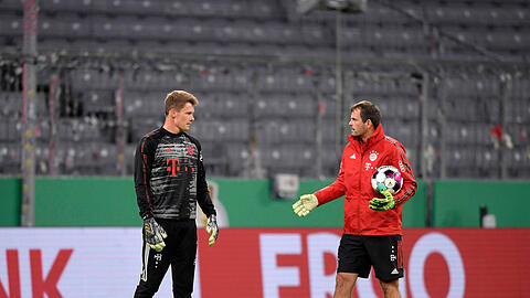 Das Verhältnis ist angespannt: Alexander Nübel (li.) und Toni Tapalovic.