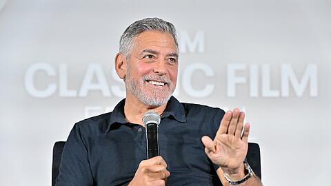 George Clooney spricht auf dem TCM Classic Film Festival über die "Ocean's"-Filmreihe.