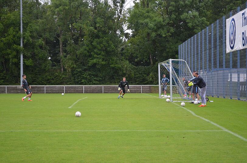 Degradiert: Die Partylöwen Daniel Adlung, Yannick Stark, Julian Weigl, und Gabor Kiraly bei der U21.