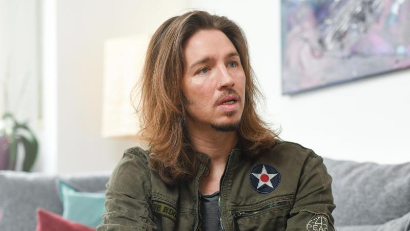 Gil ist der Sohn von Abi Ofarim