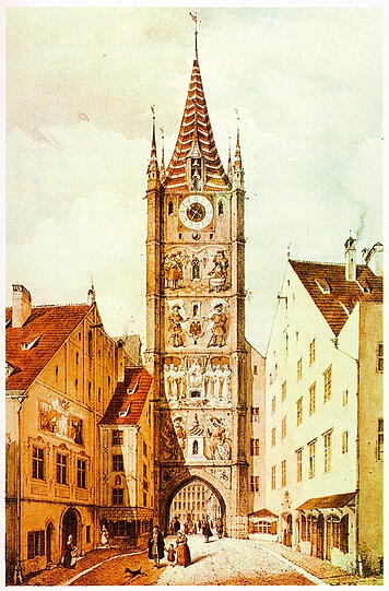 Im Pflaster vor dem Kaufhaus Hirmer markieren dunkle Steine den Grundriss des ehemaligen Westtors der alten Stadtbefestigung, den Schönen Turm. Der Sage nach sollen dort die Seelen unschuldig Verurteilter umgehen.