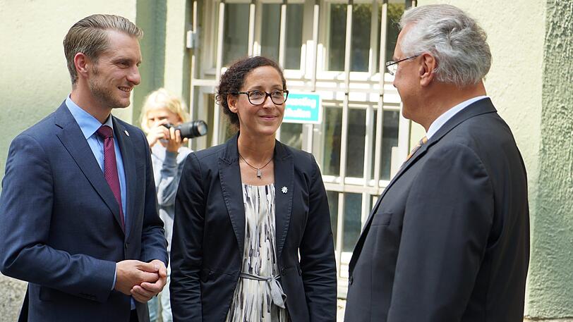 Neue Super-Recogniser sollen für mehr Sicherheit auf der Wiesn sorgen.