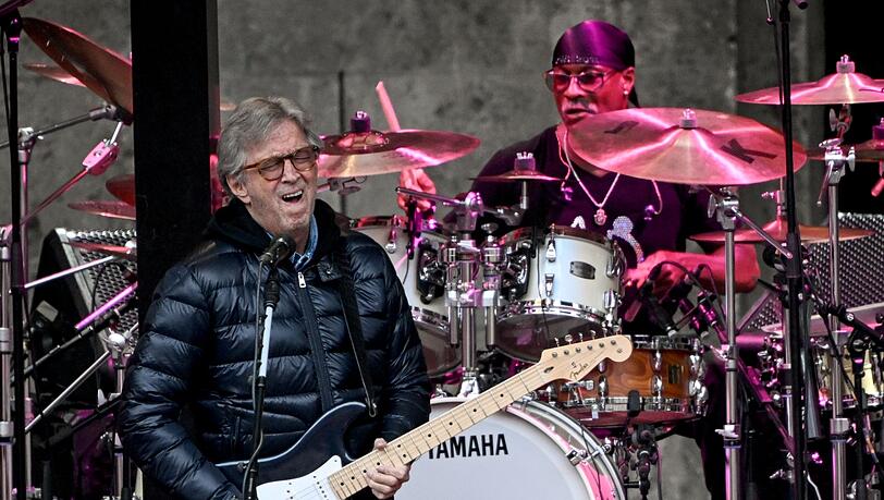 Der Musiker Eric Clapton kommt im Mai 2026 für drei Konzerte in Mannheim, Köln und München nach Deutschland. (Archivbild)