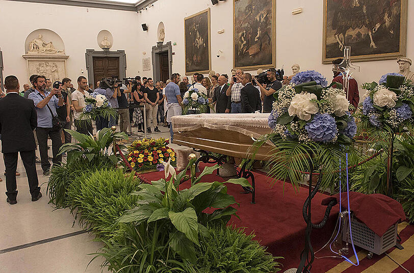 Am Mittwoch fand die Trauerfeier für Bud Spencer im Kapitol in Rom statt. Die Bilder.