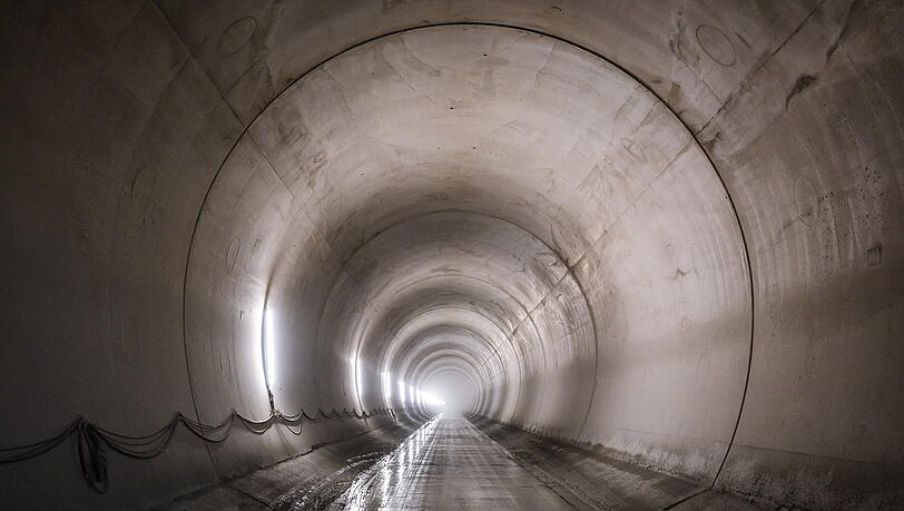 &Uuml;bersicht der Hauptr&ouml;hre w&auml;hrend eines Pressetermins der &Ouml;sterreichischen Bundesbahnen (&Ouml;BB) im Brenner Basistunnel BBT SE.