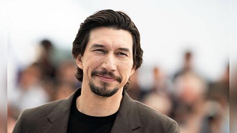 Adam Driver wird im neuen "X-Men"-Film zum B&ouml;sewicht Mister Sinister.