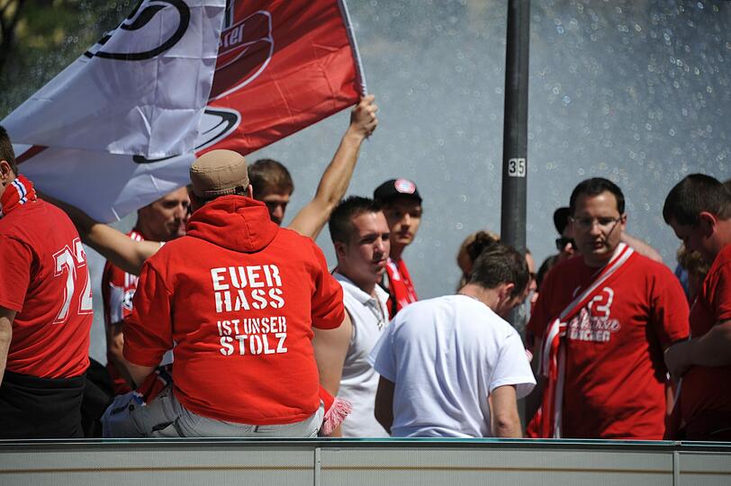 Bayern-Fans am Stachus.