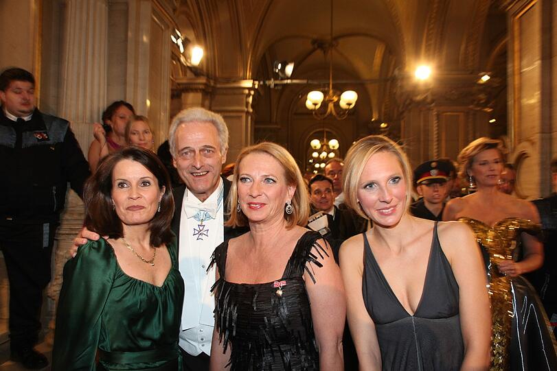 Staraufgebot beim Wiener Opernball - die Bilder...