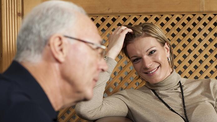 "Vom Aussehen her wie ein Hollywood-Star": Maria Höfl-Riesch über die Ausstrahlung des Kaisers und seine Wirkung auf die Damenwelt.