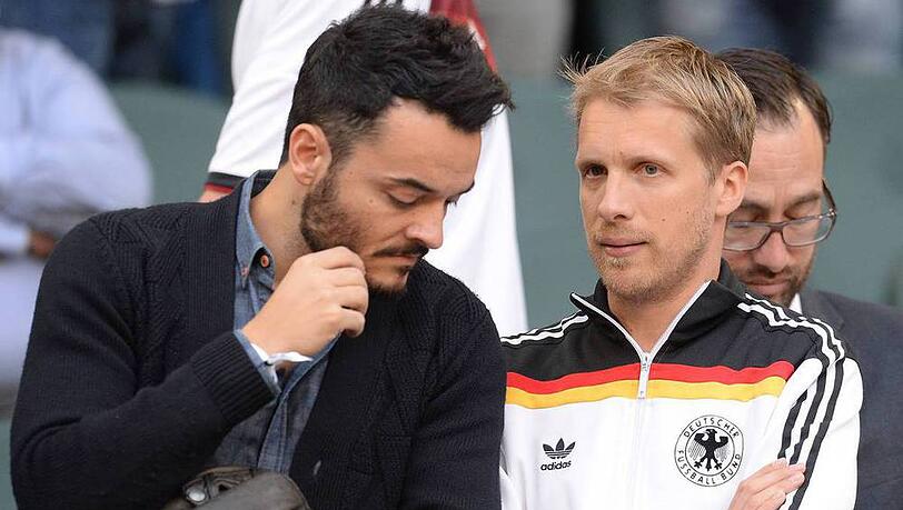 Freunde nicht nur beim Fußball: Giovanni Zarella (l.) und Oliver Pocher Freunde nicht nur beim Fußball: Giovanni Zarella (l.) und Oliver Pocher