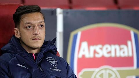 Es läuft für Mesut Özil derzeit beim FC Arsenal nicht rund.