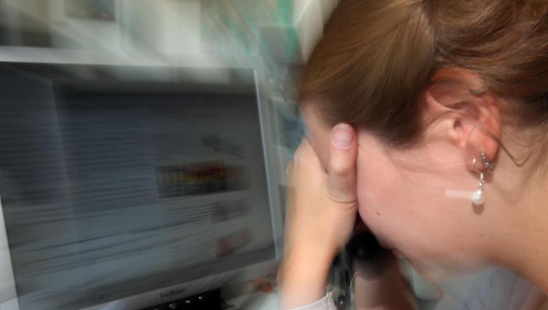 Überarbeitet: Für viele Menschen ist die Arbeitssituation häufig durch eine sehr hohe Arbeitsbelastung gekennzeichnet. Überarbeitet: Für viele Menschen ist die Arbeitssituation häufig durch eine sehr hohe Arbeitsbelastung gekennzeichnet.