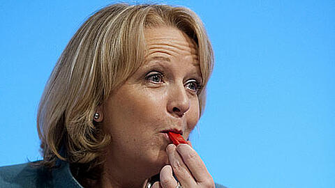 ach der Wahl sollte eigentlich alles nach ihrer Pfeife tanzen. Doch mit dem Hartz-IV-Vorschlag hat sich Hannelore Kraft geschadet.