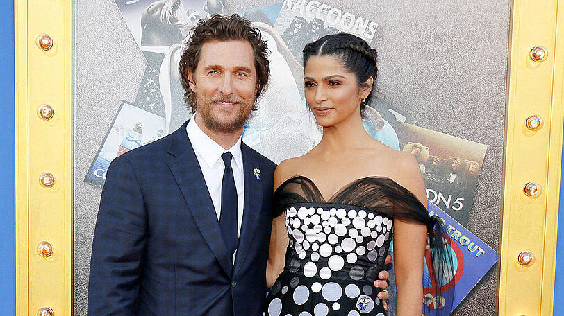 Matthew McConaughey an der Seite seiner ebenfalls wohltätigen Ehefrau Camila Alves
