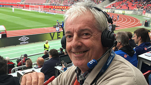 "Der Fußball ist gerade in den letzten Jahren langweiliger geworden, was vor allem am Videobeweis liegt. Ein riesiger Schwachsinn", sagt Kult-Reporter Karlheinz Kas.