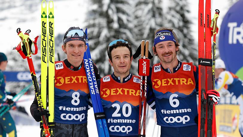 Friedrich Moch (l) hat es auf das Podest der prestigesträchtigen Tour de Ski geschafft.