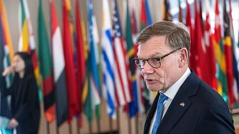 Au&szlig;enminister Johann Wadephul (CDU) besucht vor dem Hintergrund der Kriege im Iran und in der Ukraine die Vereinten Nationen in New York. Es geht auch um Reformen der Weltorganisation.
