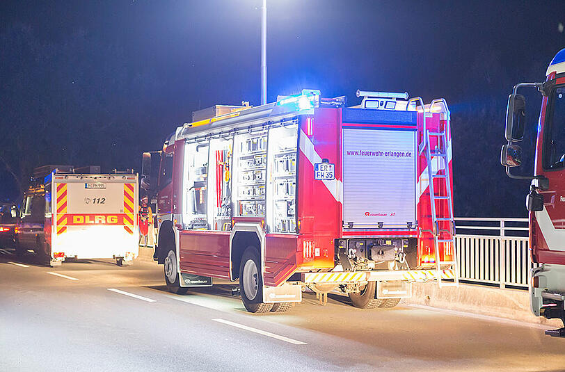 Schwere Havarie auf dem Main-Donau-Kanal bei Erlangen. Die Bilder.