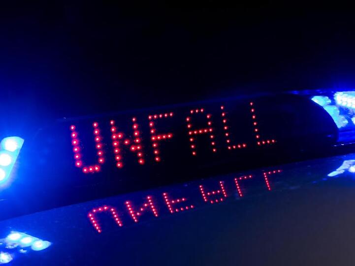 In Niedersachsen hat es beim Bau eines Böllers nach Anleitung aus dem Internet einen schweren Ungfal gegeben.