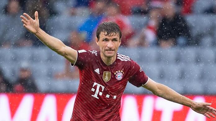 Bayerns Thomas Müller möchte weiter für die deutsche Nationalmannschaft auflaufen.