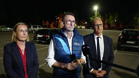 Saarland-Innenminister Reinhold Jost sprach von einem der "schwärzesten Tage für das Saarland und für die saarländische Polizei".