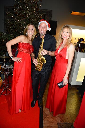 Noemi Matsutani und Christine Theiss