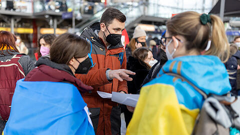Täglich kommen Hunderte Geflüchtete aus der Ukraine in München und Bayern an.