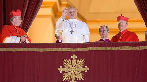 Am Ende des Konklaves von 2013 wurde Jorge Mario Bergoglio Papst Franziskus. (Archivbild)