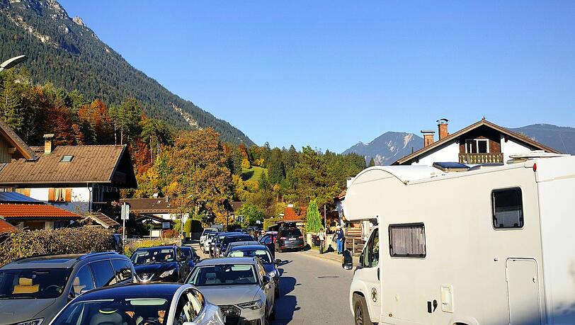Während der Oktober-Demo: Stillstand in Grainau.