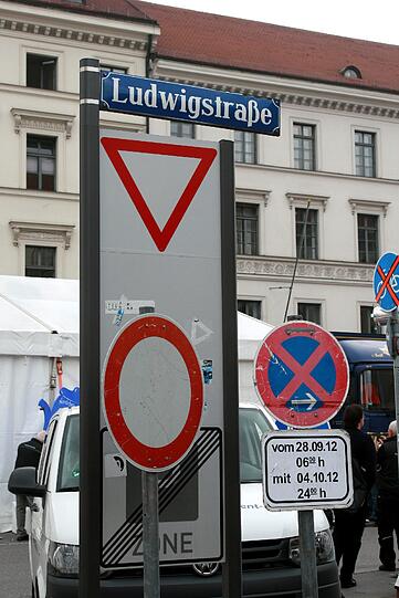 München bereitet sich für die große Feier zur Deutschen Einheit vor. Die Bilder