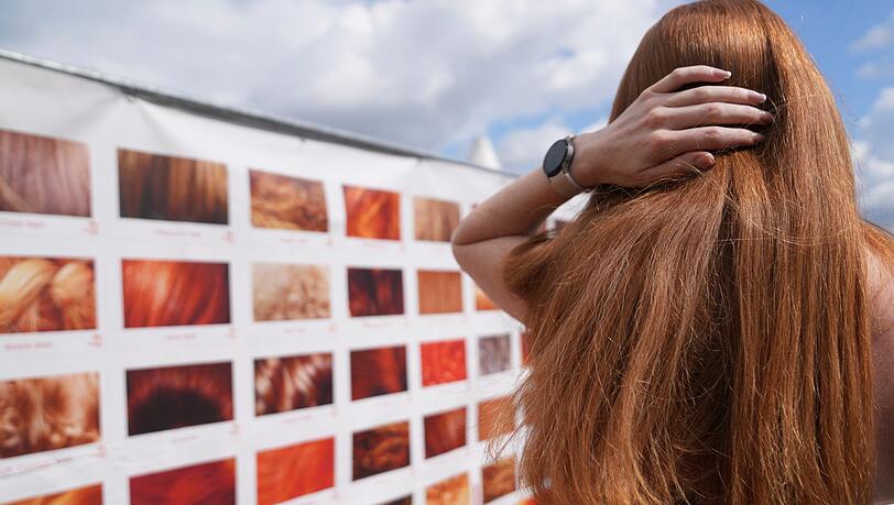 Das Rothaarigen-Festival in den Niederlanden lockt Besucher aus aller Welt an.