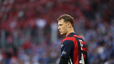 Manuel Neuer wurde bei seinem m&ouml;glicherweise letzten Auftritt in der Schalker Arena ausgepiffen.