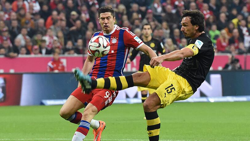 BVB-Kapitän und EX-FCB'ler Mats Hummels im Zeikampf mit Robert Lewandowski. BVB-Kapitän und EX-FCB'ler Mats Hummels im Zeikampf mit Robert Lewandowski.