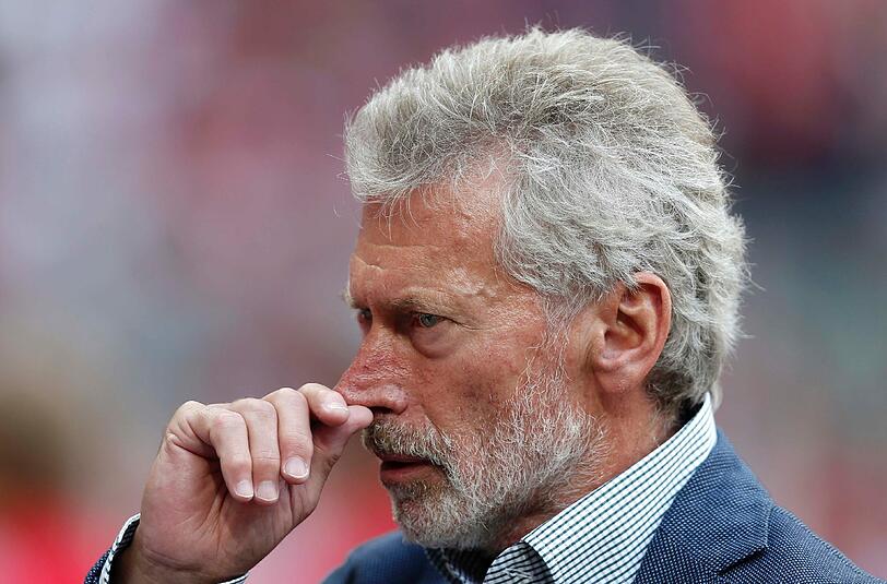 Ex-Fußballprofi Paul Breitner plauderte in der Talkshow von Günther Jauch über ein Angebot der FDP aus dem Jahr 1972.