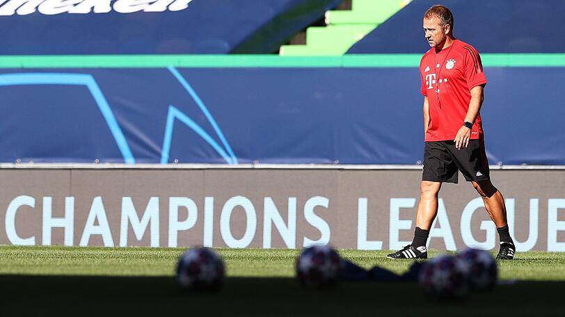 Menschenfänger: Bayern-Trainer Hansi Flick beim Abschlusstraining vor dem Halbfinale gegen Olympique Lyon.