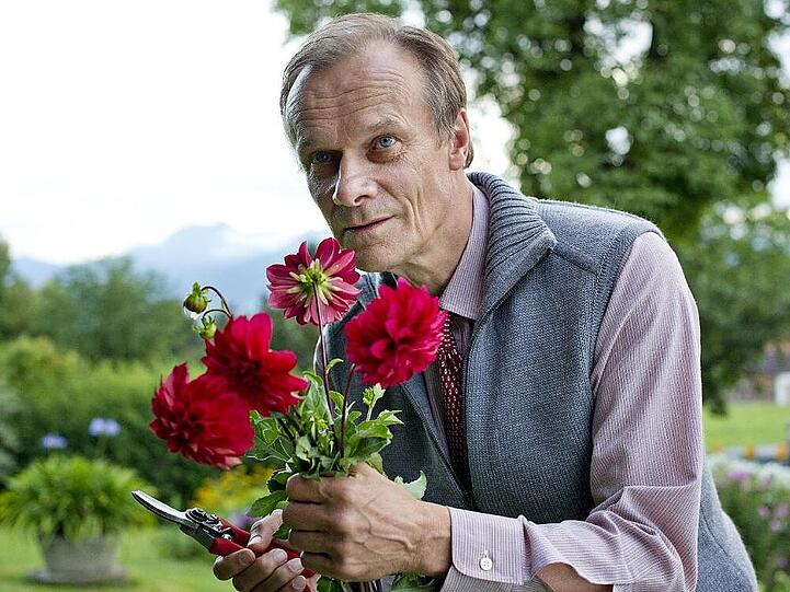 Edgar Selge als Racheengel Albrecht Ostermeier