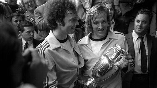 Europameister 1972: Franz Beckenbauer (l.) und Günter Netzer. Europameister 1972: Franz Beckenbauer (l.) und Günter Netzer.