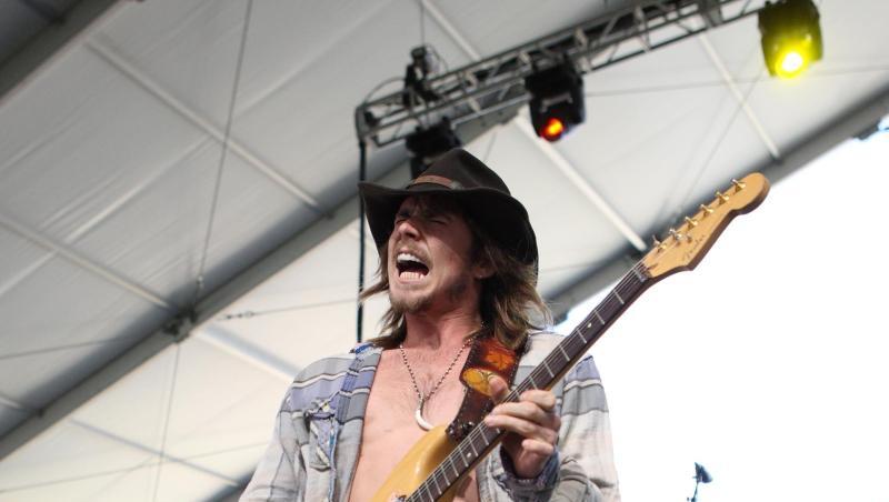 Lukas Nelson hatte ziemlich gute Lehrmeister. Lukas Nelson hatte ziemlich gute Lehrmeister.