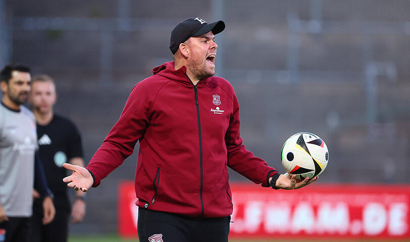 Unterhachings Trainer Marc Unterberger will am Sonntag den dritten Sieg in Folge über den TSV 1860 einfahren