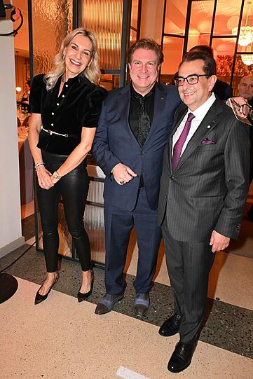 Saskia Greipl, Schauspieler Francis Fulton-Smith und Stavros Kostantinidis