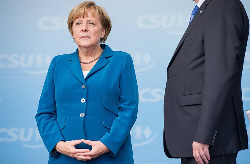 Die Übermacht der CSU: Angela Merkel und Horst Seehofer bei einem Wahlkampfauftritt in Miesbach.