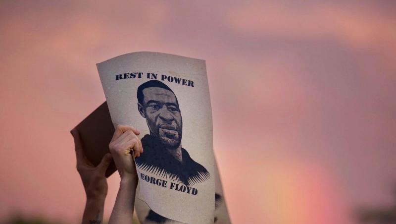 Der Prozess gegen einen Ex-Polizisten ein Jahr nach der Tötung des Afroamerikaners George Floyd beginnt.