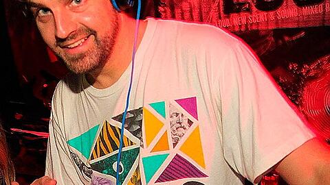 Beim zweiten Geburtstag des Crux&rsquo; dabei: DJ Schowi.
