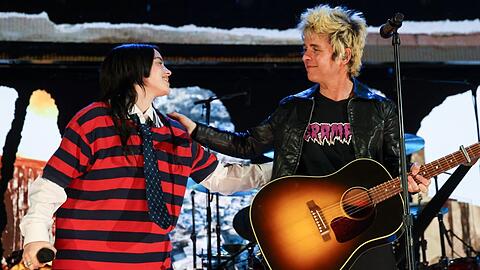 Billie Eilish performte mit Green Day.
